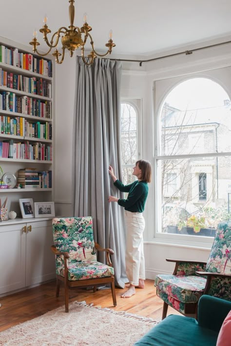 Curtains or blinds? Neutral or colourful? There are so many ways to style a bay window so we've put together a handy guide to help you! Bay Window Lounge, Blinds For Bay Windows, Bay Window Curtains Living Room, Light Academia Home, Curtains 2023, Bay Window Inspiration, Bay Curtains, Window Lounge, Dolphin Bedroom