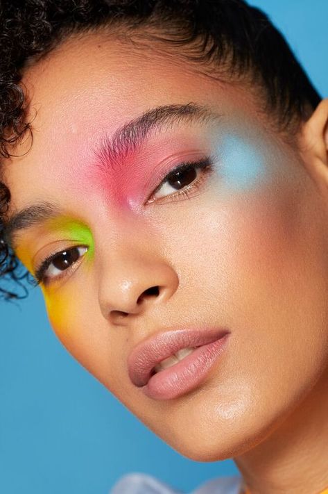 Eyeshadow Editorial, Zara Beauty, Perfect Lip Color, 80s Makeup, Pride Makeup, Beauty Shoot, Beauty Shots, Make Up Looks, Lip Colour