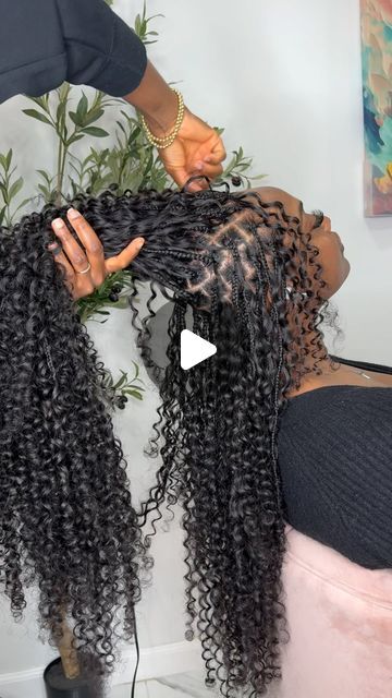 Omobolanle Ajao  🐐🇳🇬🇺🇸 on Instagram: "🔥🔥🔥🔥🔥🔥🔥🔥

Follow@borabraids for more content and hair inspos❤️

#bohostyle #bohemian #bohobraids #knotlessbraids #trending #braids #reel #boxbraids #njhairstylist #explorepage #njbraider #gypsybraids #trendingreels" Full Goddess Knotless Braids, Knotless Box Braids Bohemian, Bora Bora Braids, Boho Goddess Box Braids, Trending Braids, Bohemian Braids, Hair Braids, Boho Braids, Box Braids