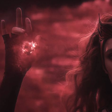 Wanda Maximoff Powers Aesthetic, Wanda Powers Aesthetic, Wanda Maximoff Magic, Scarlet Witch Hands, Scarlett Witch Powers, Wanda Hands, Aesthetic Scarlet Witch, Chaos Magic Aesthetic, Scarlet Witch Powers