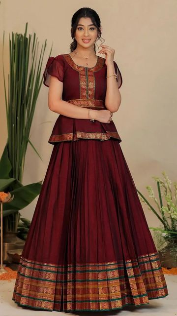 Narayanpet Kurti Designs, Panel Cut Anarkali, Traditional Party Wear Dresses For Women, Skirt Blouse Designs Indian, Ethnic Wear For Women, Peplum Blouse Indian, Saree Outfit Ideas, Narayanpet Lehenga, Saree Dress Design Ideas