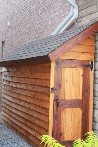 Modified Shed - Door on short side Narrow Shed, Diy Sheds, Backyard Renovation, Large Gazebo, Shed Door, Free Shed Plans, Bookshelf Plans, Backyard Storage, Garden Tool Shed