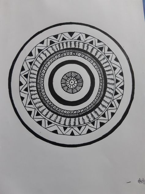 Very easy and quick mandalas for beginners 😊😊 Very Easy Mandala Art For Beginners, Easy Aesthetic Sketches For Beginners, Easy Mandalas For Beginners, Simple Easy Mandala Art For Beginners, Easy Mandala For Beginners, Mandala Art Simple Design Easy, Simple Easy Mandala Art, Mandala Art Easy For Kids, Easy Mandala Art For Kids