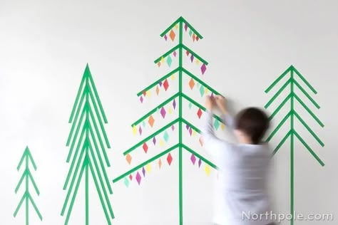 Diy Wall Tree Christmas, Cozy Homemaking, Wall Christmas Tree Ideas, Washi Tape Christmas Tree, Tape Art Ideas, Tape Christmas Tree, Washi Tape Wall Art, Washi Tape Christmas, Washi Tape Wall