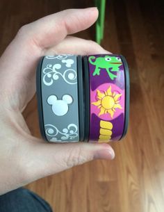 Magic Bands Decorated, Disney Projects, Disney Bands, Disney Honeymoon, Disney Magic Bands, Disney Items, Mouse House, Disney Trip Planning, Magic Bands