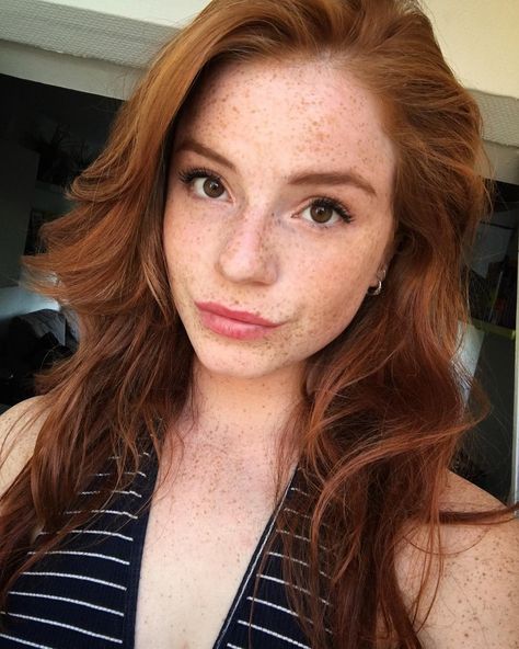 Hair Color Inspiration Brown, Makeup Looks Brown Eyes, Brown Eyes Red Hair, Brown Eyes Freckles, Makeup Looks Brown, Luca Hollestelle, Red Hair Brown Eyes, Hair Color For Brown Eyes, Red Brown Hair Color