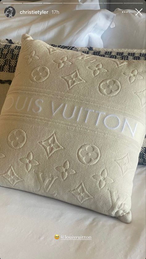 Louis Vuitton, christietyler Dream House Decor, Bed Decor, Luxury Life, Girls Bedroom, The Hamptons, Bed Pillows, Bedroom Decor, Louis Vuitton, Throw Pillows