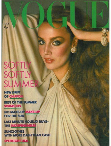 Jerry Hall by Barry Lategan Vogue UK July 1976 Peter Lindberg, 70s Vogue, Vintage Vogue Covers, Vogue British, Jerry Hall, Vogue Magazine Covers, Charlies Angels, Fashion Cover, Farrah Fawcett