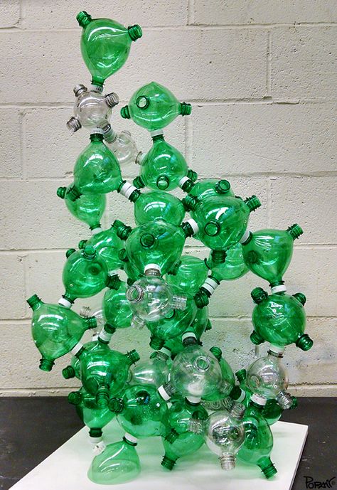 Plastic Bottle Installation, Plastic Art Recycled, Modular Sculpture, Green Installation, Plastic Bottle Flower Vase, Plastik Recycling, Recycled Sculpture, Bottle Flower Vase, Plastic Sculpture