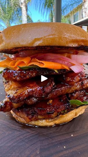 Miguels cookingwithfire Pork Belly Burger, Pork Belly Sandwich, Sticky Pork Belly, Lemongrass Paste, Sticky Pork, Solo Stove, Pork Belly Recipes, Recipe Beef, Food Bbq