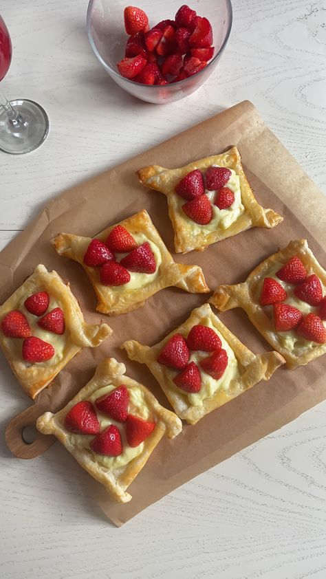 Puff Pastry Aesthetic, Pastry Aesthetic, Strawberry Puff Pastry, Cute Baking Ideas, March Mood Board, Lucy Core, Pastry Photography, Retro Shoot, Fancy Treats