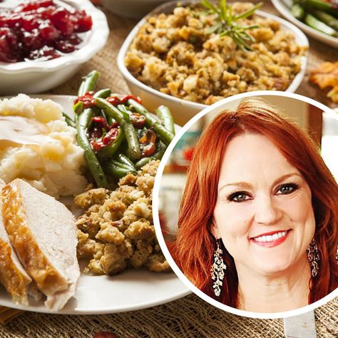 Pioneer Woman Stuffing, Pioneer Woman Thanksgiving, Asian Chicken Salads, Easy Thanksgiving Recipes, Pioneer Woman Recipes, Thanksgiving Dishes, Thanksgiving Traditions, Ree Drummond, Thanksgiving Appetizers