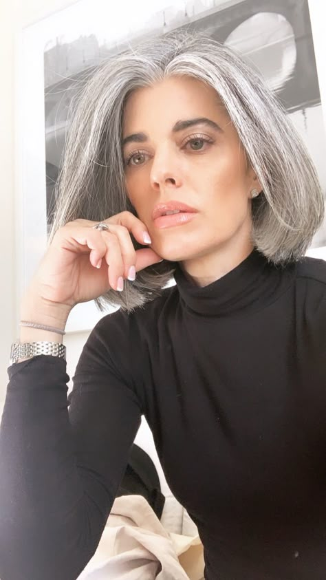 Why I Almost Deleted This Video - Nikol Johnson Transition To Grey Hair, Color Straight Hair, Ice Hair, Grey Hair Journey, Lob Cut, Grey Hair Styles, Gray Hairstyles, Hair Natural Color, Makeup Tips For Older Women