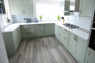 Green Country Kitchen, Light Grey Flooring, Light Green Kitchen, Sage Kitchen, White Worktop, Grey Kitchen Floor, Grey Floor, Sage Green Kitchen, Gray And White Kitchen