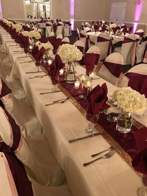 Red Wine Wedding Decoration, Burgundy Quinceanera Decorations Table Settings, Red Wine Party Decorations, Maroon And Silver Graduation Party Ideas, Cabernet And Gold Wedding, Burgundy Gold And White Party Decor, Maroon Party Decor, Pink And Maroon Graduation Party, Burgundy Theme Birthday Party