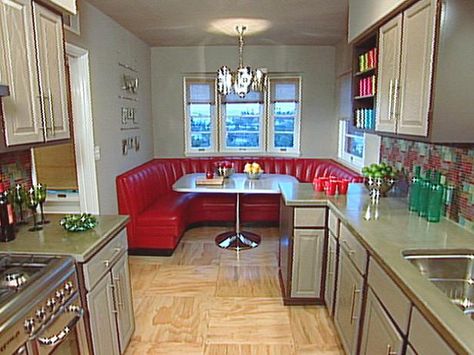 Building A Booth In Kitchen, Retro Booth Seating In Kitchen, Booth In Dining Room, Restaurant Booth In Home, Booth Table Kitchen, Diner Booth In Kitchen, Dining Booths In Homes, Booth In Kitchen, Booth Dining Room