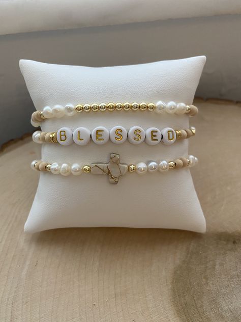 Our Boho Chic PEARL stack! These are super stylish, comfortable and perfect for daily wear! Goes with every outfit in your wardrobe! Such a chic boho-look! (These are meant to fit snug. If you would like them to feel loose and move around on your wrist, please size up). Each bracelet is carefully handmade with high quality materials: -4/5mm natural wood beads -Natural fresh water pearls -4mm gold hematite beads -Mother of Pearl cross with gold swizzles (can substitute for same style STAR or pear Christian Beaded Bracelets, Christmas Bracelet Ideas, Pearl Bracelet Stack, Christian Merchandise, Bracelet Business, Homemade Bracelets, Stack Bracelets, Christian Bracelets, Wood Bead Bracelet