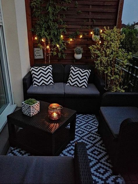 Balcony Decoration Ideas, Balcon Mic, Small Apartment Balcony Ideas, Small Patio Decor, Balkon Decor, Balcony Design Ideas, Balcony Decoration, Terrace Decor, Small Balcony Design