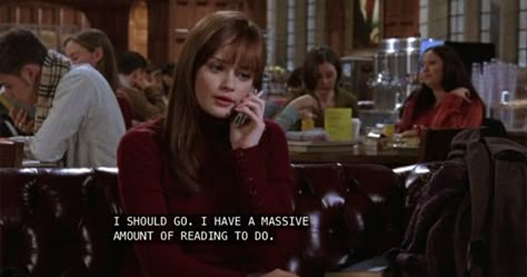 Better Than Rory Gilmore Challenge Rory Gilmore Reading Challenge, Rory Gilmore Books, Rory Gilmore Reading, Dreamy Eyes, Gilmore Girls Quotes, Team Logan, Uni Life, Aesthetic Lifestyle, College Girl