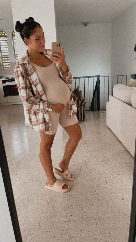 Maternity Body Suit Outfits, Baddie Pregnancy Outfits, Preg Outfits, Bump Fits, Pregnancy Fits, Preggers Style, Prego Style, Spn Dr, Prego Outfits