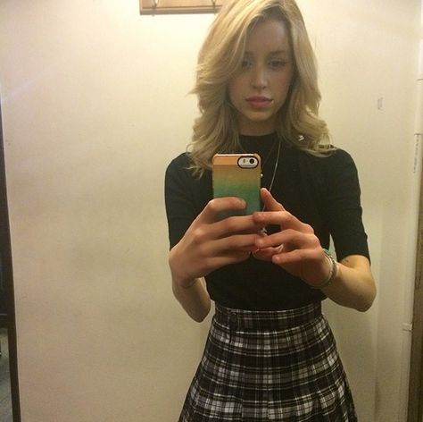 Peaches Geldof, Real Woman, Just Peachy, Diet Pills, Real Women, Peaches, Celebrity Style, Mini Skirts, Celebrities