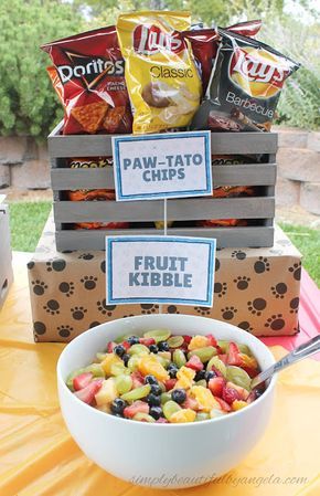 Simply Beautiful By Angela: Paw Patrol Birthday Party. Food Paw-tato Chips and Fruit Kibble Paw Patrol Birthday Party Food, Paw Patrol Party Food, Ideas For Birthday Party, Lila Party, Paw Patrol Birthday Theme, Dog Themed Birthday Party, Cat Themed Birthday Party, Paw Party, Puppy Birthday Parties