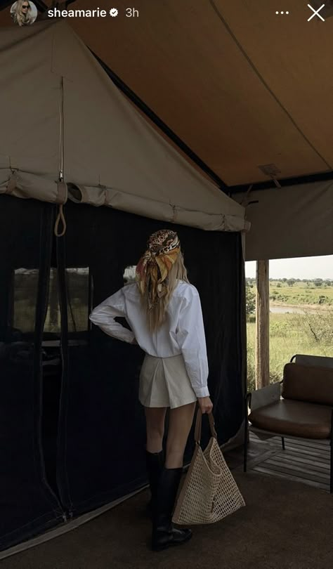 African Safari Outfit, Safari Fits, South Africa Outfits, Safari Outfit Women, Safari Aesthetic, Bangkok Outfit, Africa Safari Clothes, Safari Clothes, Egypt Outfits