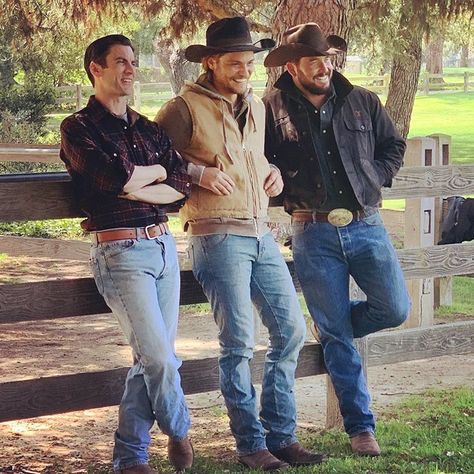 Great hanging with the fellas for a photo shoot yesterday @yellowstone @paramountnetwork #wesbently #lukegrimes Cowboys Hats, Cowboy Outfit For Men, Yellowstone Outfits, Cowboy Men, Strong Woman Tattoos, Yellowstone Series, Cowboy Outfit, Luke Grimes, Beautiful Women Quotes