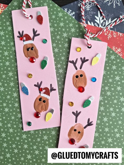 Thumbprint Reindeer Bookmarks Reindeer Fingerprint Craft, Reindeer Thumbprint, Thumbprint Reindeer, Bookmarks Tutorial, Fingerprint Crafts, Reindeer Noses, Christmas Colour Schemes, Red Crafts, Wood Crafts Kids