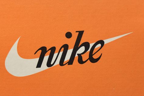 Nike Astethic, Nikes Wallpapers, Nike Images, Nike Wallpaper Iphone, Curry Wallpaper, Nike Logo Wallpapers, Nike Poster, Nike Clothes, Logo Variations