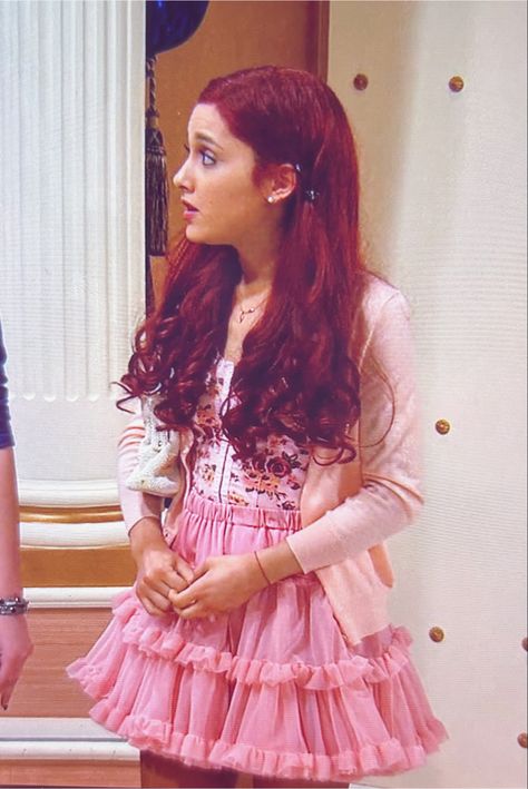 Cat From Victorious Outfits, Cat Valentine Costume, Cat Valentine Halloween Costume, Kat Valentines Outfits, Cat Valentine Sam And Cat, Sam And Cat Dress To Impress, Cat Valentine Dress To Impress, Sam And Cat Outfits, Valentine Core Aesthetic