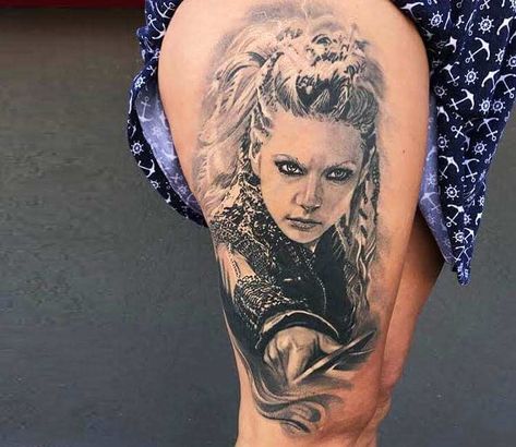 black and gray lagertha tattoo by yeyo tattoos Woman Tattoos, Valkyrie Tattoo, Arte Viking, Woman Tattoo, Warrior Tattoos, Skeleton Hand Tattoo, Mother Tattoos, World Tattoo, Traditional Tattoo Flash