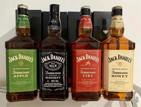 Jack Daniels Fire, Whisky Honey, Jack Daniels Drinks, Jack Daniels Label, Whisky Jack Daniels, Jack Fire, Jack Daniels Birthday, Expensive Whiskey, Jack Daniels Honey