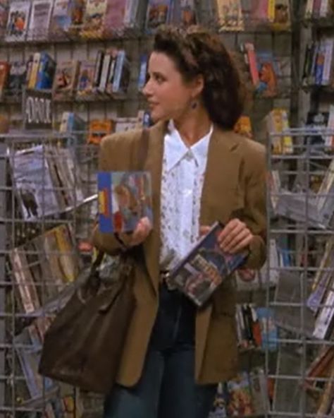 35 years ago today, “Seinfeld” premiered and brought us normcore fashion icon Elaine Benes, whose corporate casual ‘90s style is even more relatable than her dancing. Elaine Benes Outfits, 80’s Outfits, Corporate Casual, Elaine Benes, Normcore Fashion, Workwear Essentials, Style Muse, Professional Style, 90s Outfit