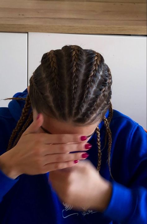 Summer braidssummer vibessummer braidstrecce francesitraccine estivebriads inspo Boxer Hairstyles, Braids For Straight Hair, Braids With Straight Hair, Braided Hairstyles For Summer, Braids Straight Hair, Summer Braided Hairstyles, Island Twist Hairstyle, Boxer Braids Hairstyles, Straight Hair With Braid