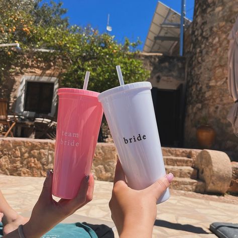 CHEERS TO THE BRIDE These gorgeous tumblers are back in stock! Get yours while they last 👀 📸 @oliviaabutler_ Confetti Theme, Bride Cup, H Cup, Veiled Hats, Hangover Kit, Bridal Bag, White Bride, Bride Squad, Maid Of Honour Gifts