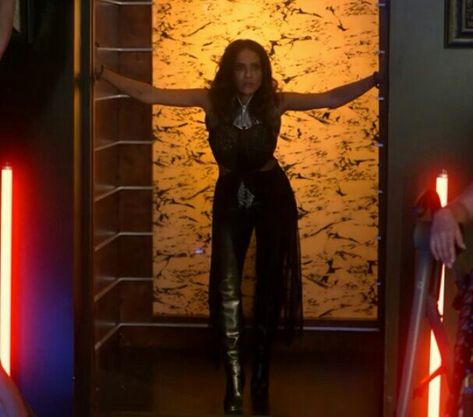 Mazikeen Outfits, Mazikeen Lucifer, Lucifer Mazikeen, Maze Lucifer, Jade Victorious, Tv Characters Outfits, Goth Outfit Inspo, Lesley Ann Brandt, Lauren German