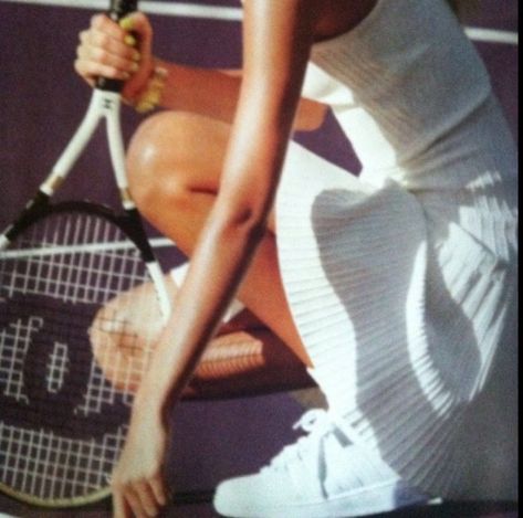 Chanel Tennis, Charlotte York, Tennis Aesthetic, Super Rich Kids, Play Tennis, Rich Kids, Dream Lifestyle, Sporty And Rich, Old Money Aesthetic