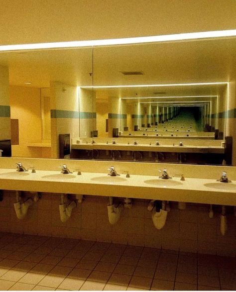 Aesthetic Public Bathroom, Liminal Horror Aesthetic, Liminal Spaces School, Liminal Space Bathroom, Liminal Bathroom, School Liminal Space, Public Bathroom Aesthetic, Liminal School, Spooky Aesthetic Decor