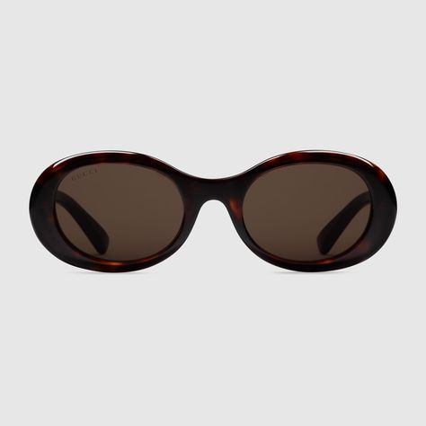 Gucci Oval-shaped sunglasses Gucci Oval Sunglasses, Classic Brown Oval Sunglasses, Classic Brown Gucci Sunglasses, Oval Retro Sunglasses, Gucci Brown Anti-reflective Sunglasses, Girls Gift Guide, Gucci Sunglasses, Oval Sunglasses, Oval Shape