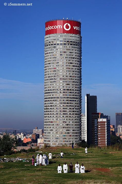 Joburg's Most Iconic Buildings: Pick Your Favorite - 2Summers Johannesburg Skyline, Iconic Buildings, High Rise Building, 2024 Vision, Old Buildings, Johannesburg, Advertising Campaign, Circles, South Africa