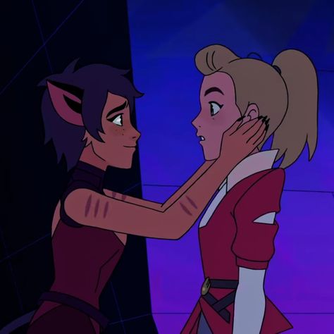 Shera Catradora, Wall, Blue