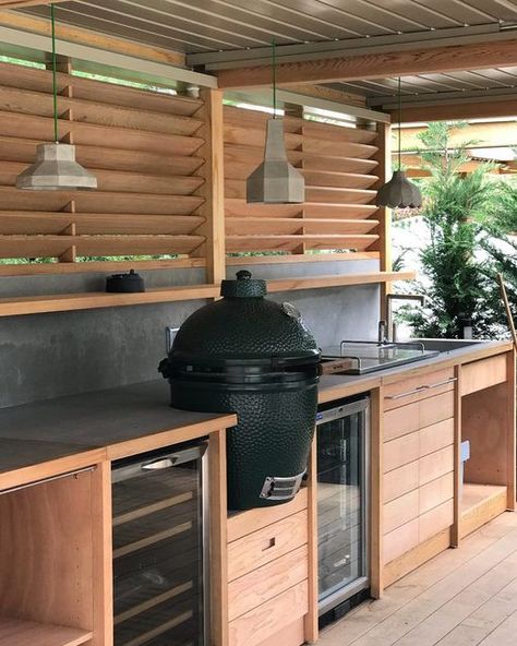 Giardino_Segreto on Instagram: "Outdoor kitchen . . . . . . . . #outdoorlivingspace #gardendesign#cedarwood #landscape# landscapeohotography @materiadesign.furniture" Japanese Outdoor Kitchen, Kitchen Japanese Style, Kitchen Japanese, Backyard Deck, Outdoor Bbq, Outdoor Grill, Wet Bar, Back Garden, Dream Home Design