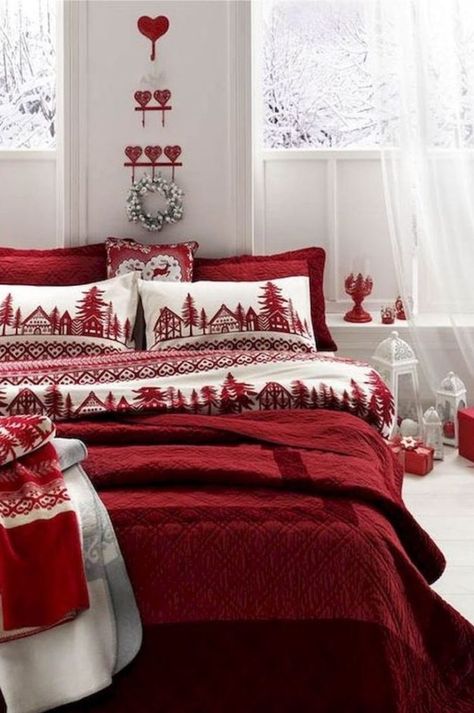 Holiday Bedroom, Living Room Door, Guest Room Decor, Red Home Decor, Christmas Bedding, Christmas Decorations Bedroom, Perfect Bedroom, Christmas Bedroom, Elegant Bedroom