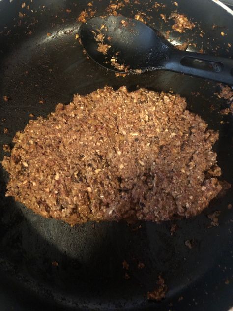 Walnut & Mushroom Ground Beef – Recipes by Yogi Vegan Walnut Mushroom Meat, Walnut Ground Beef, Lentil Ground Beef, Vegan Ground Beef Recipes, Walnut Meat Recipes, Mushroom Ground Beef, Ground Beef Mushroom Recipe, Kosher Rules, Mushroom Meat