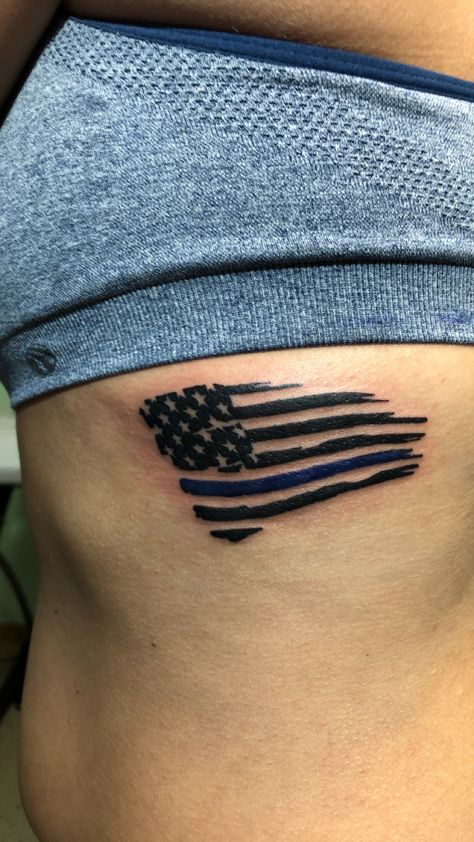 Blue Line Wife Tattoo, Simple Flag Tattoo, Tattoos For Police Officers, Small Flag Tattoo, Igy6 Tattoo Beautiful, Cop Tattoo Ideas For Women, Back The Blue Tattoo Women, Small American Flag Tattoo, Blue Line Tattoo For Women