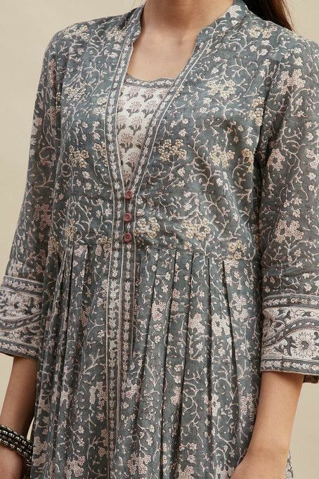 Kurta Designs Women Casual Cotton, Kurta Designs Women Casual, Farida Gupta, New Kurti Designs, Simple Kurta Designs, Designer Kurti Patterns, Simple Kurti Designs, Neck Designs For Suits, Salwar Designs