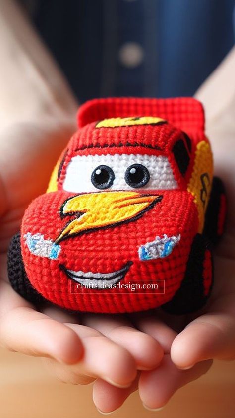 Cars Nursery, Crochet Blanket Stitch Pattern, Crochet Blanket Edging, Disney Crochet Patterns, Easy Crochet Animals, Crochet Car, Crochet Disney, Knit Coat, Knitting Patterns Toys