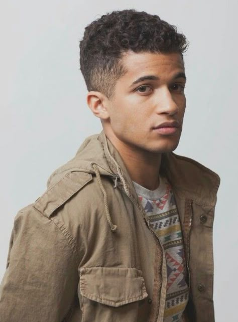 Jordan Fischer, The Bright Sessions, Jordan Fisher, Aesthetic Iphone, Cute Celebrities, Blue Wallpapers, Phone Backgrounds, Percy Jackson, Aesthetic Wallpaper