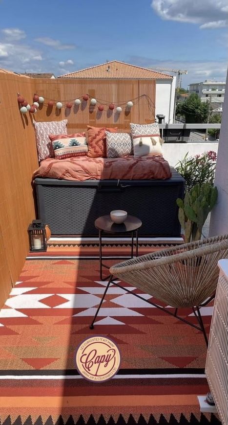 Outdoor Bed, Life Style, Outdoor Living, Cactus, Outdoor Furniture, Patio, Hotel, Bar, Bed